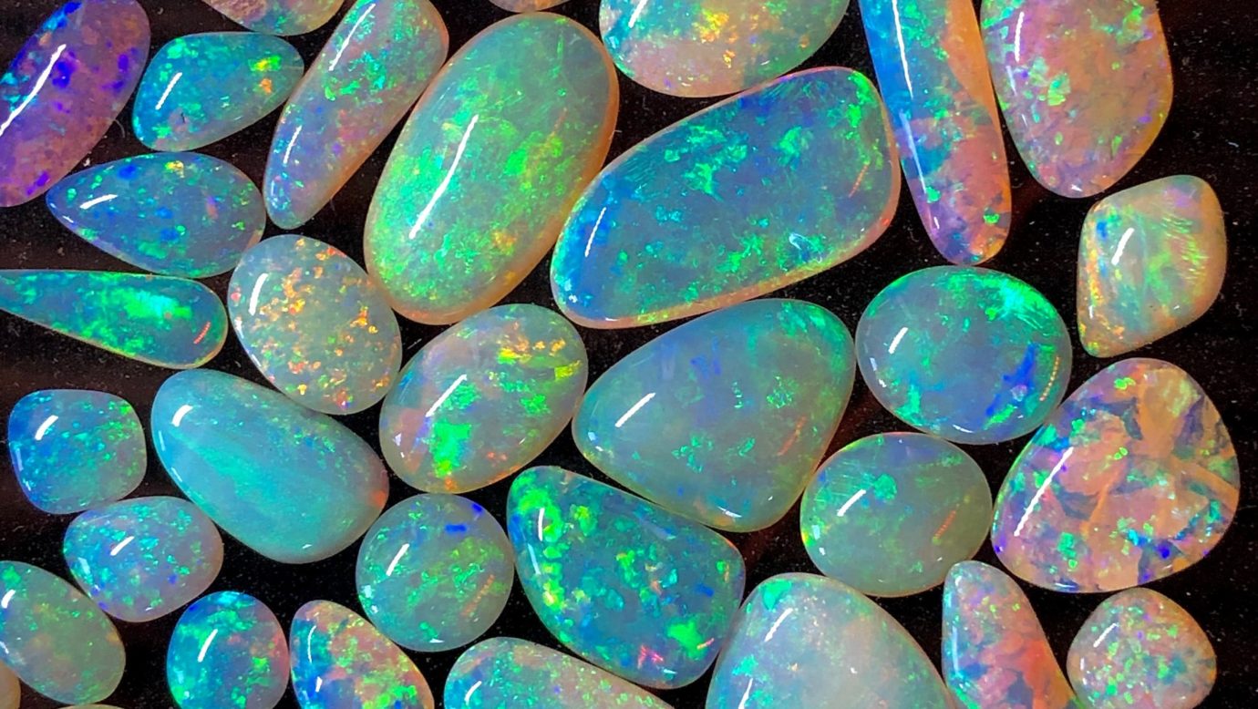 Opal-Edelstein: Ein einzigartiger Ausdruck der Schönheit und des Geheimnisses der Erde