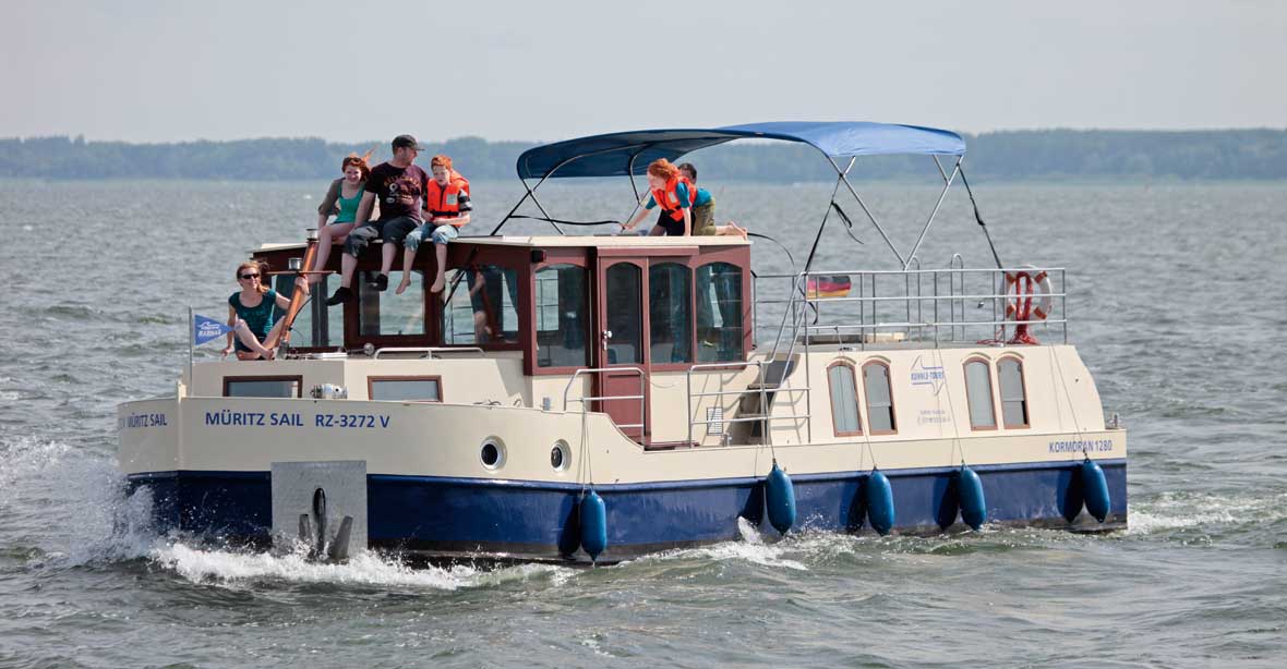 Boot Mieten und in eine Welt voller Eleganz und Zauber eintauchen